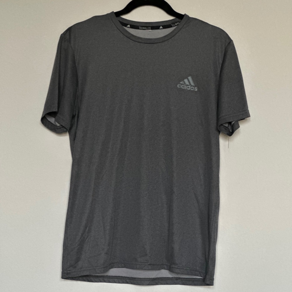 Adidas ClimaLite Mens Dark Gray Short Sleeve Athletic T Shirt‎ Size Medium